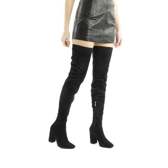 Snake Effect Faux Leather Mini Skirt - Picture 5 of 6